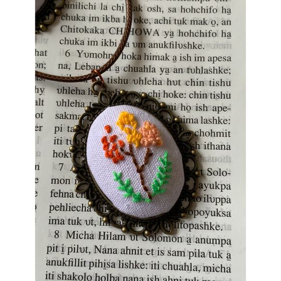 Wild Flower Embroidery Necklace Handmade Jewelry - Picture 4 of 7
